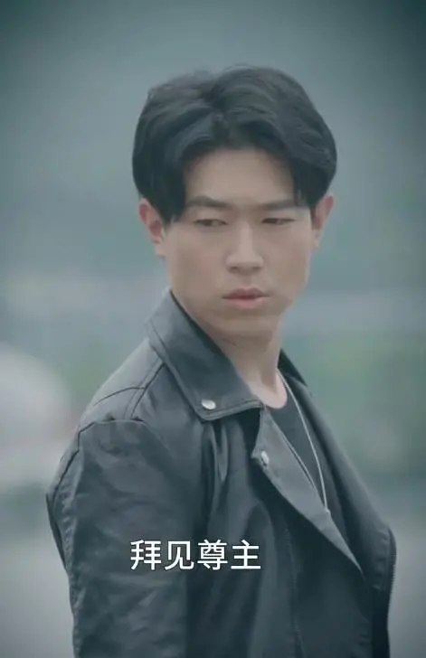 《玄天战神》：少年逆袭之路，特效炸裂！看战神如何燃爆三界！