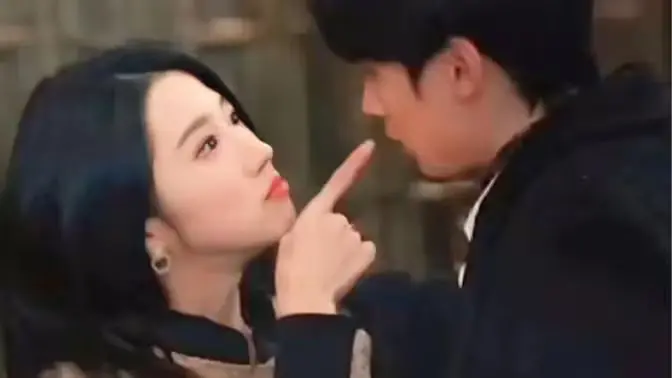 《总裁夫人当腻了，今天开始好好打工》：麻雀变凤凰的逆袭，普通女孩也能活出精彩人生！